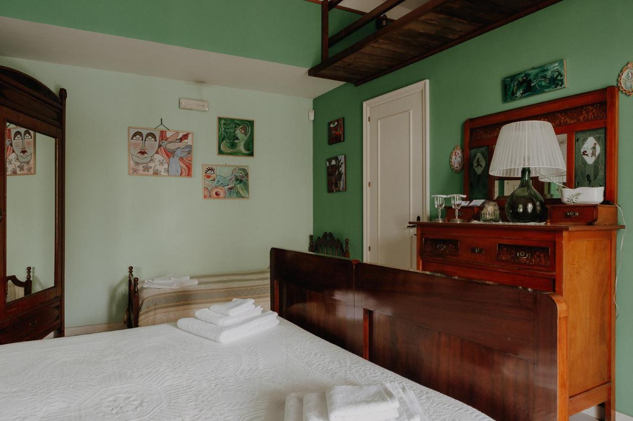 La Baronessa B&B Riposto ภายนอก รูปภาพ