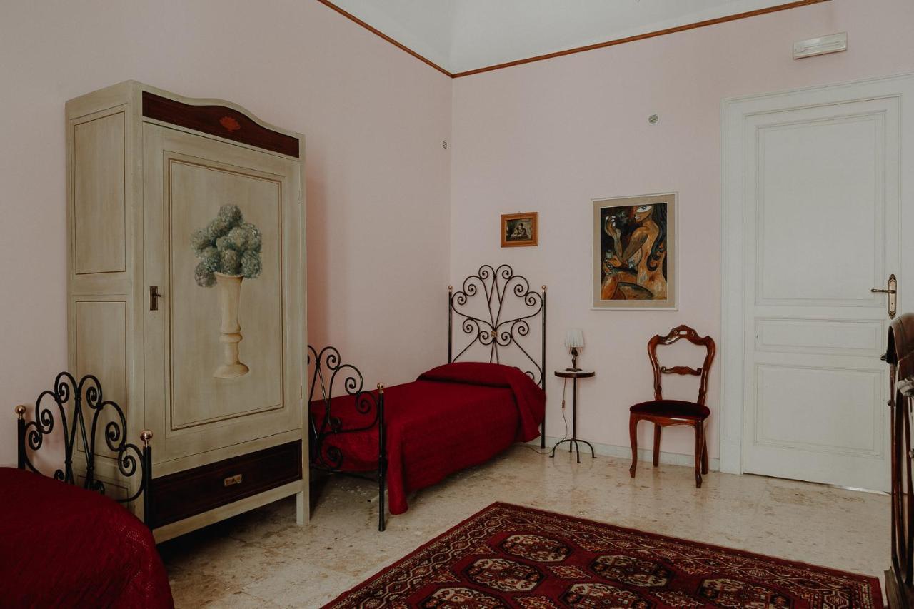 La Baronessa B&B Riposto ภายนอก รูปภาพ