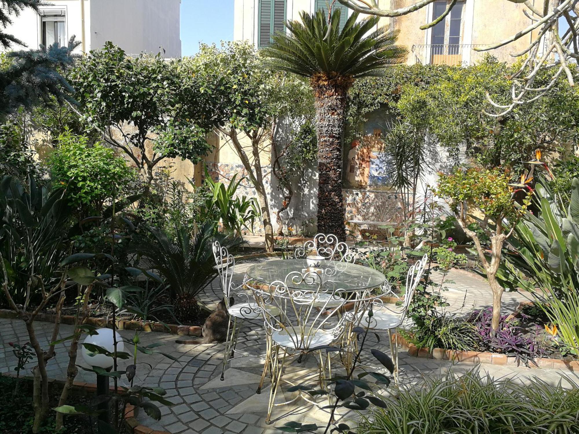 La Baronessa B&B Riposto ภายนอก รูปภาพ