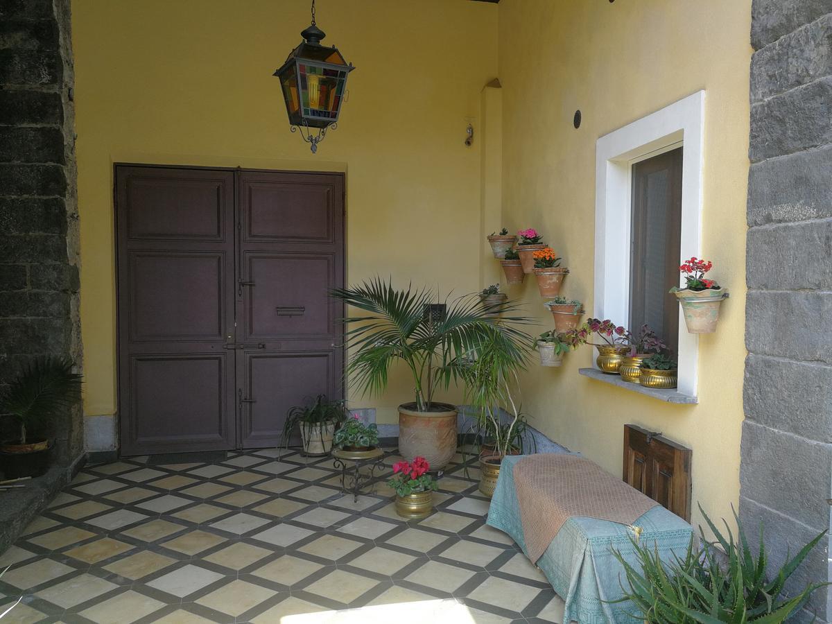 La Baronessa B&B Riposto ภายนอก รูปภาพ